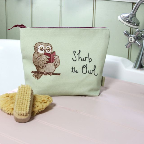 Sherb the Owl Hopsack Wash Bag
